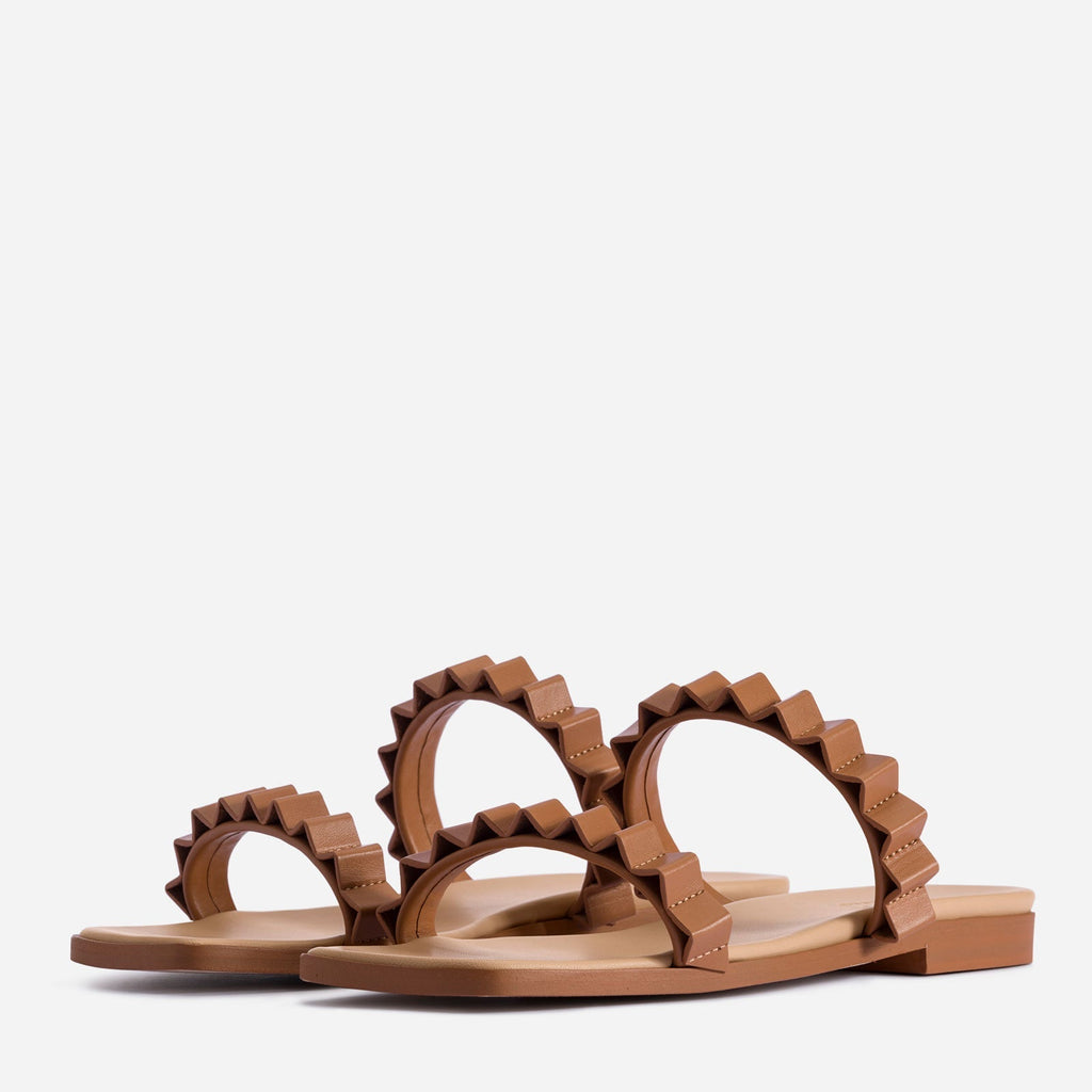 Thelma Sandal